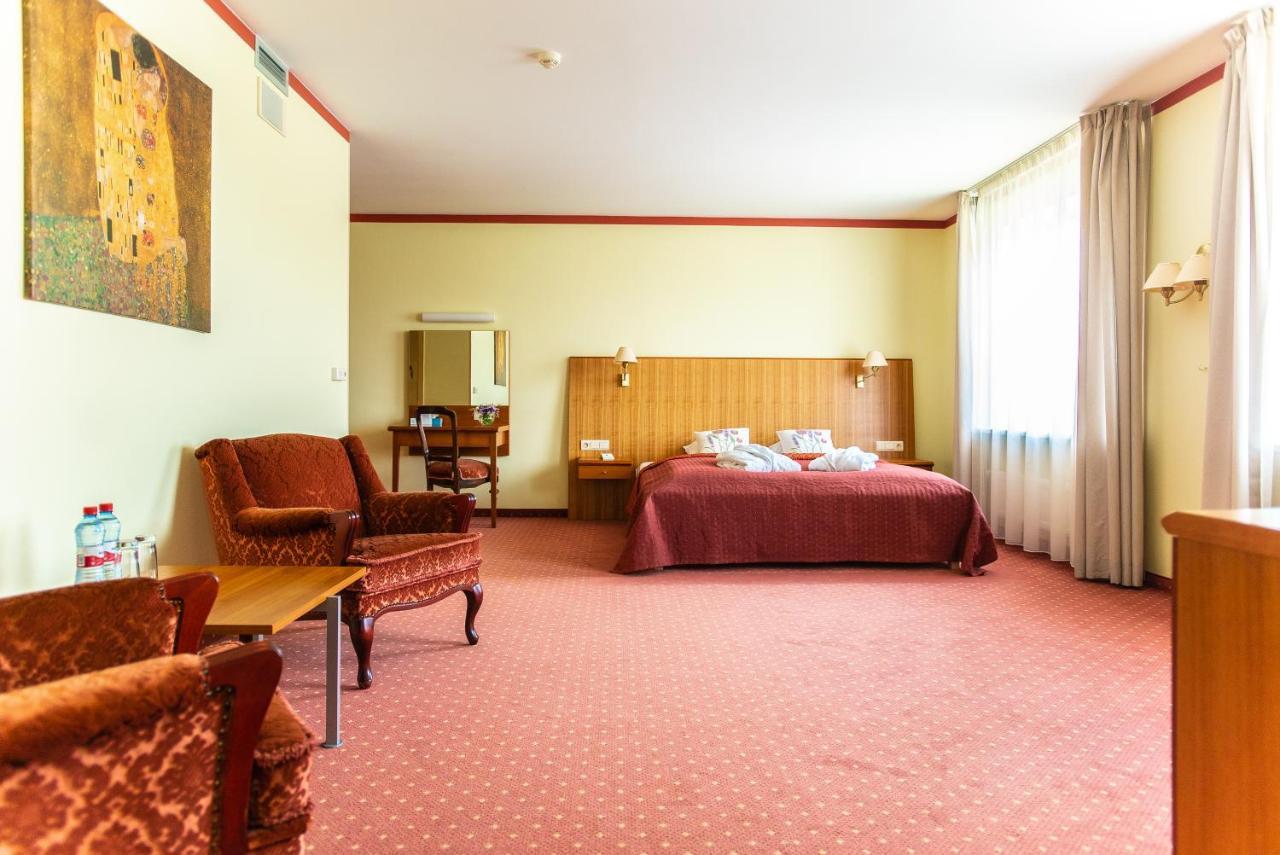 Hotel Tigra Priekuļi Dış mekan fotoğraf