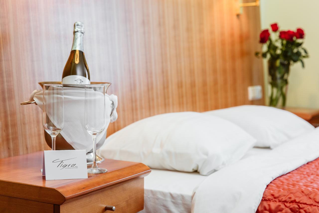 Hotel Tigra Priekuļi Dış mekan fotoğraf