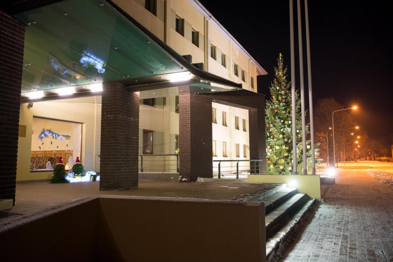 Hotel Tigra Priekuļi Dış mekan fotoğraf