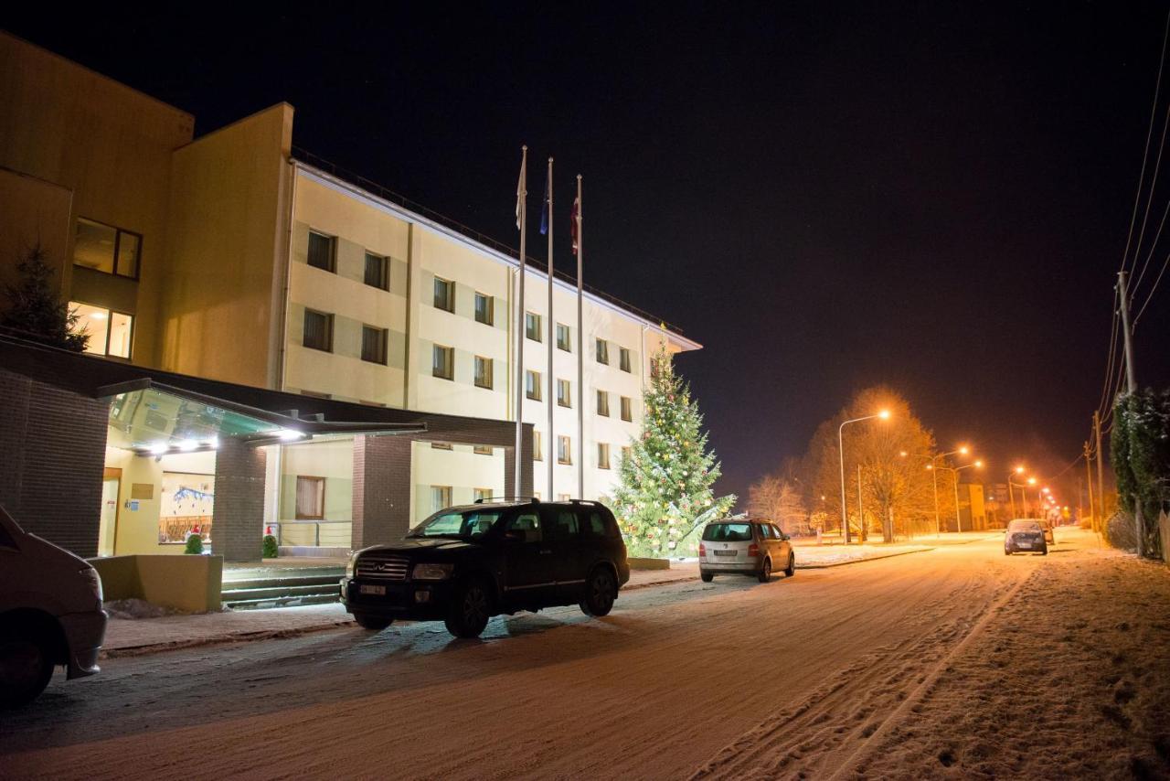 Hotel Tigra Priekuļi Dış mekan fotoğraf