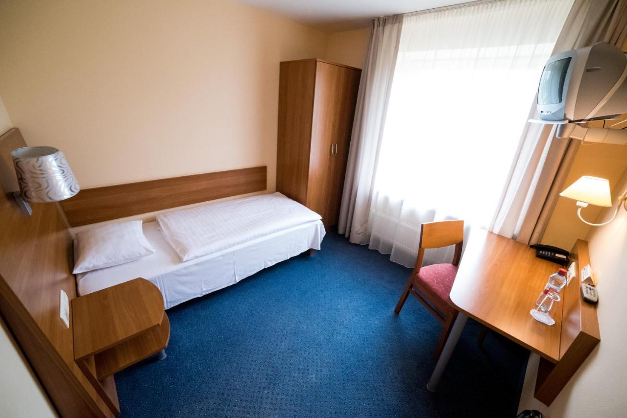 Hotel Tigra Priekuļi Dış mekan fotoğraf